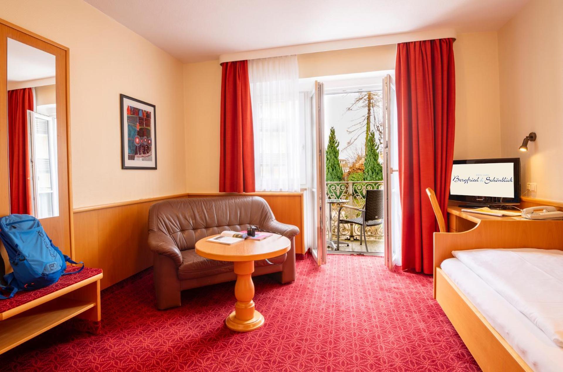 Hotel Bergfried & Schoenblick バートライヘンハル エクステリア 写真