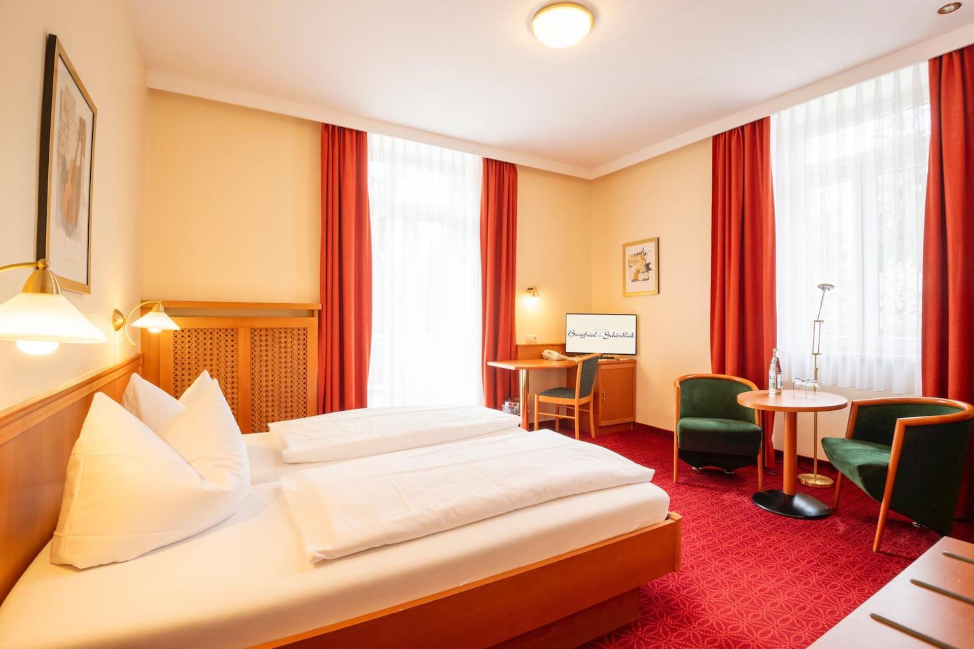 Hotel Bergfried & Schoenblick バートライヘンハル エクステリア 写真