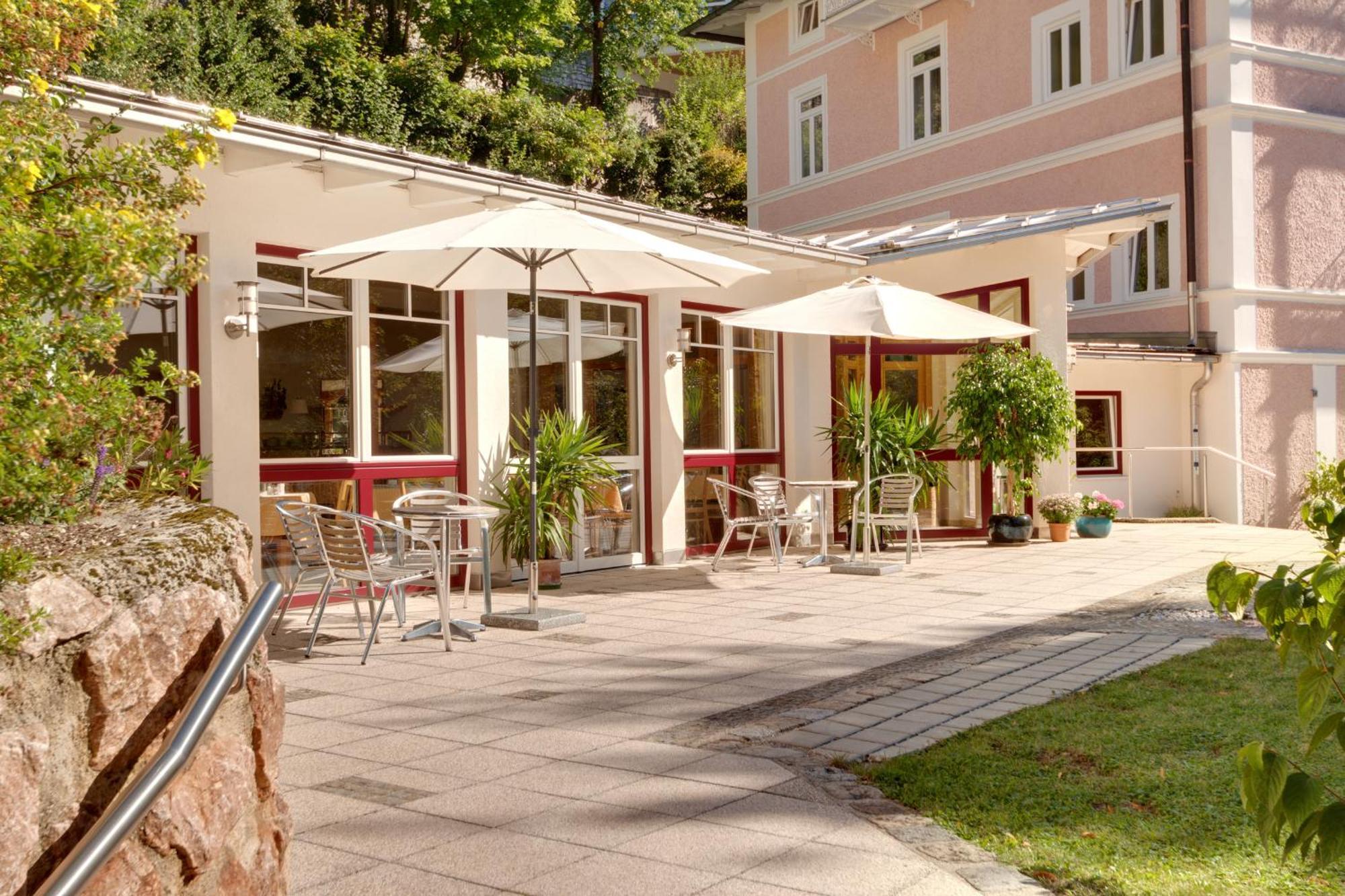 Hotel Bergfried & Schoenblick バートライヘンハル エクステリア 写真
